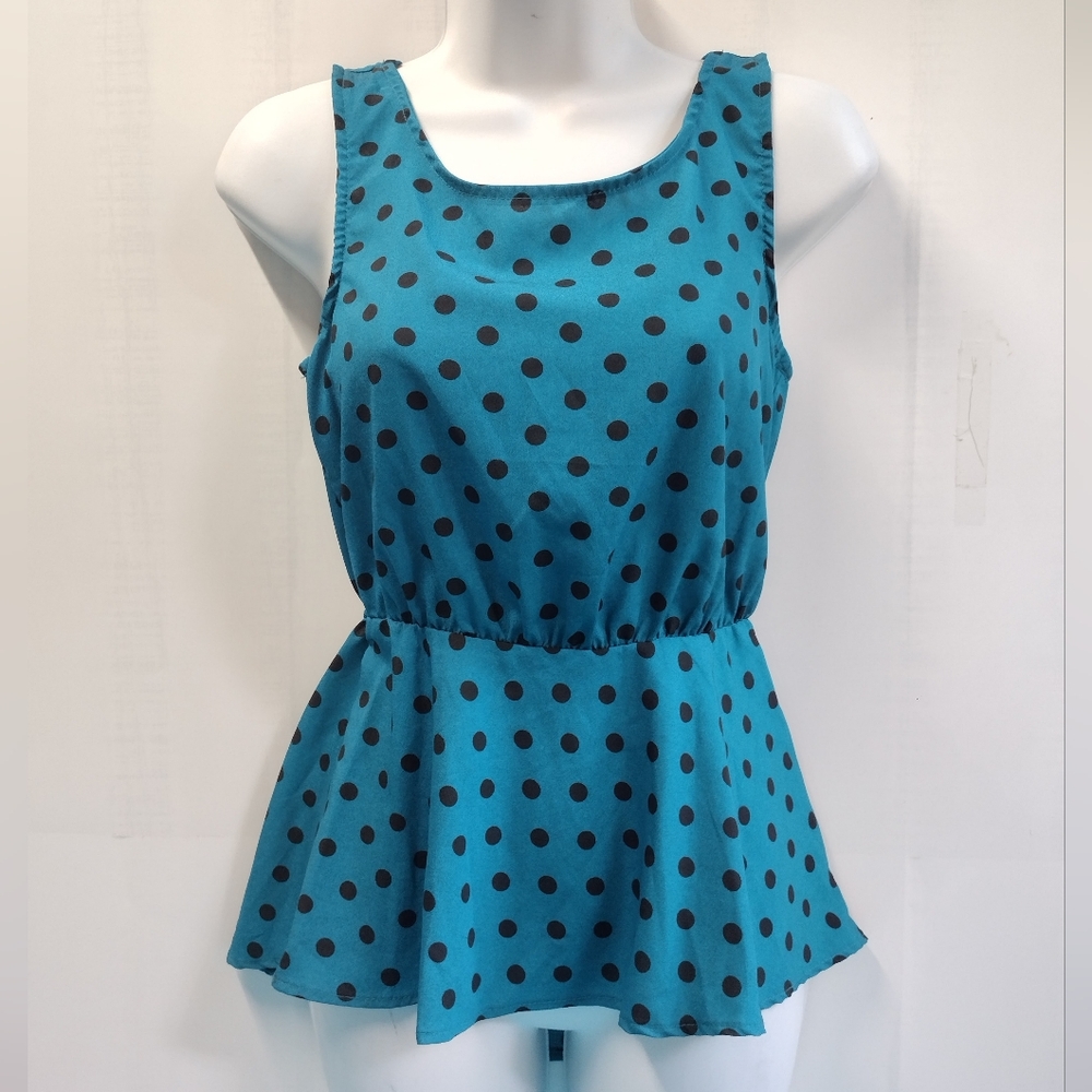 NWT Eyelash Couture Peplum Sleeveless Polka Dot Blouse XS